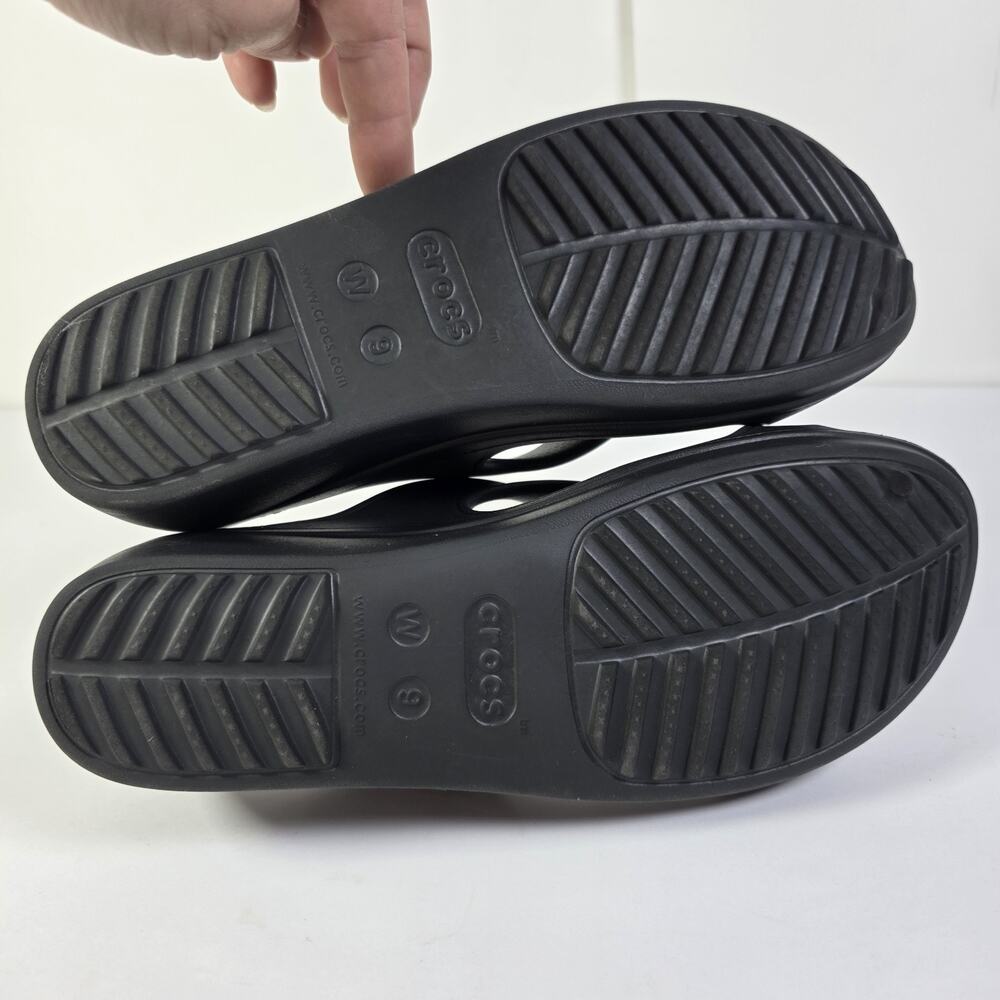 Crocs Sanrah Embellished Wedge Sandals Women's Size 9 Black Comfort Slides - Picture 6 of 11